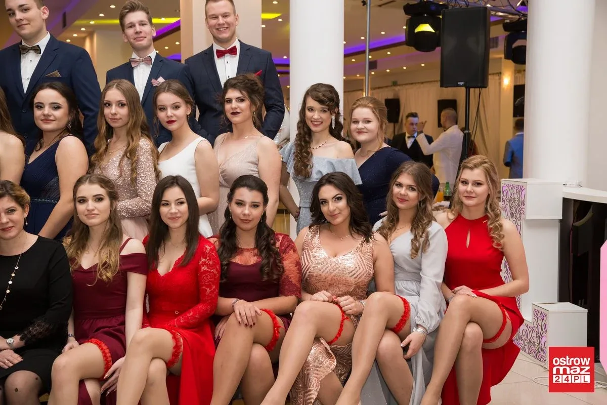 Studniówka LO im. Mikołaja Kopernika w Ostrowi Mazowieckiej (zdjęcia, wideo)