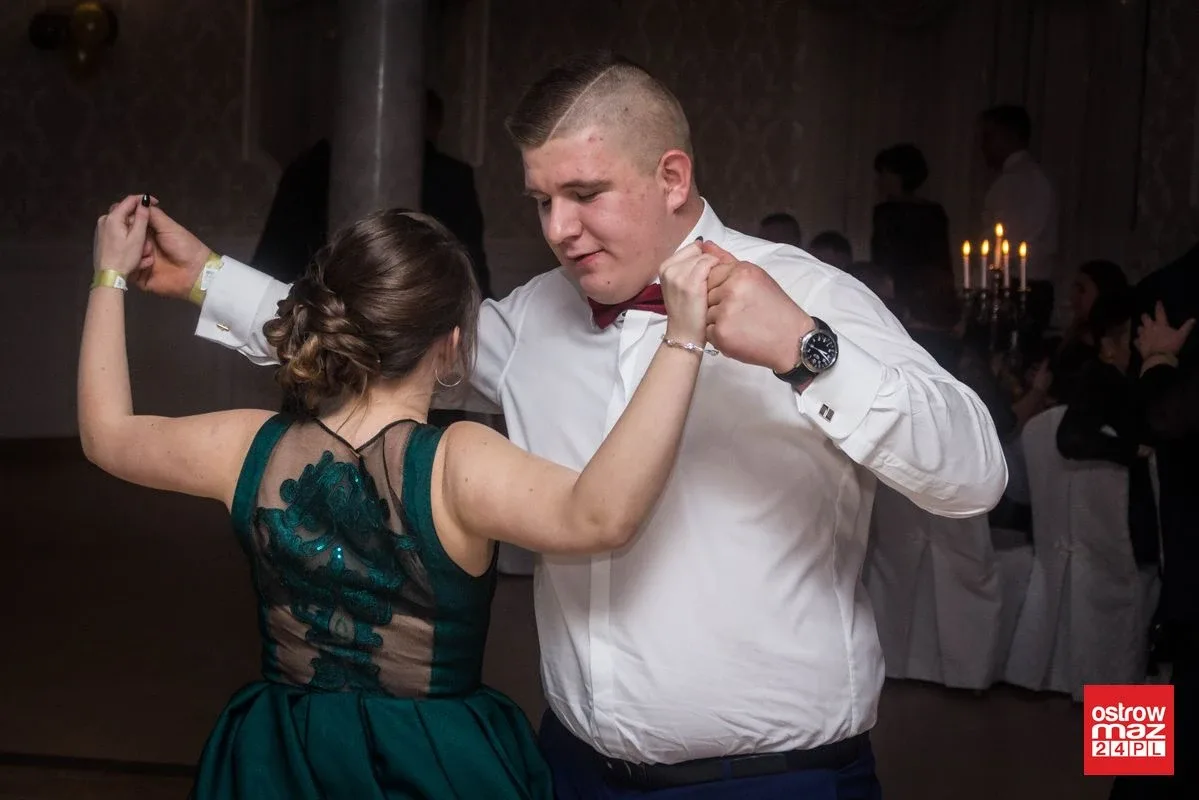 Studniówka ZS w Małkini Górnej (zdjęcia, wideo)