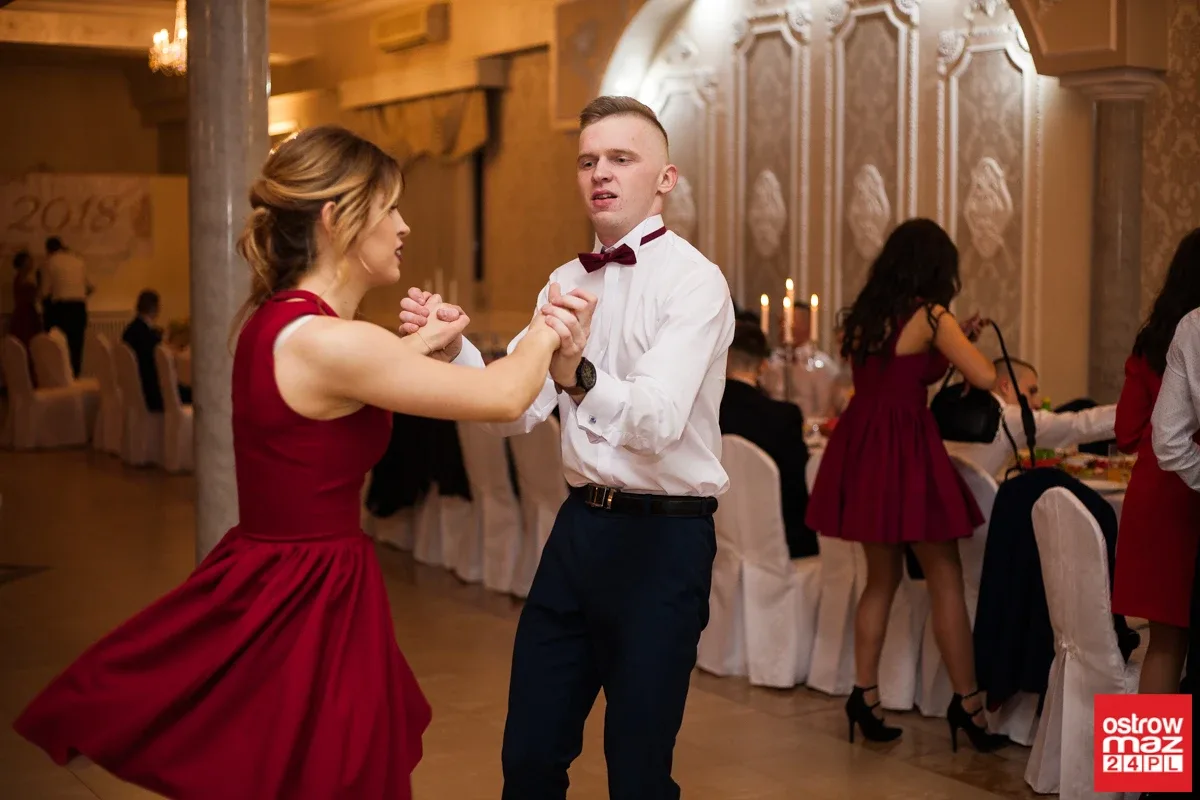 Studniówka ZS w Małkini Górnej - jak to było w zeszłym roku?