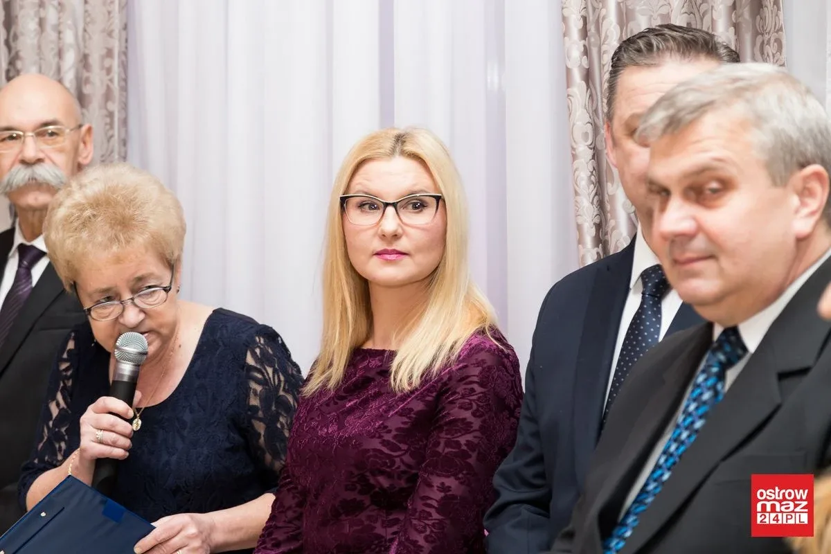 Studniówka ZS nr 2 w Ostrowi Mazowieckiej (zdjęcia, wideo)