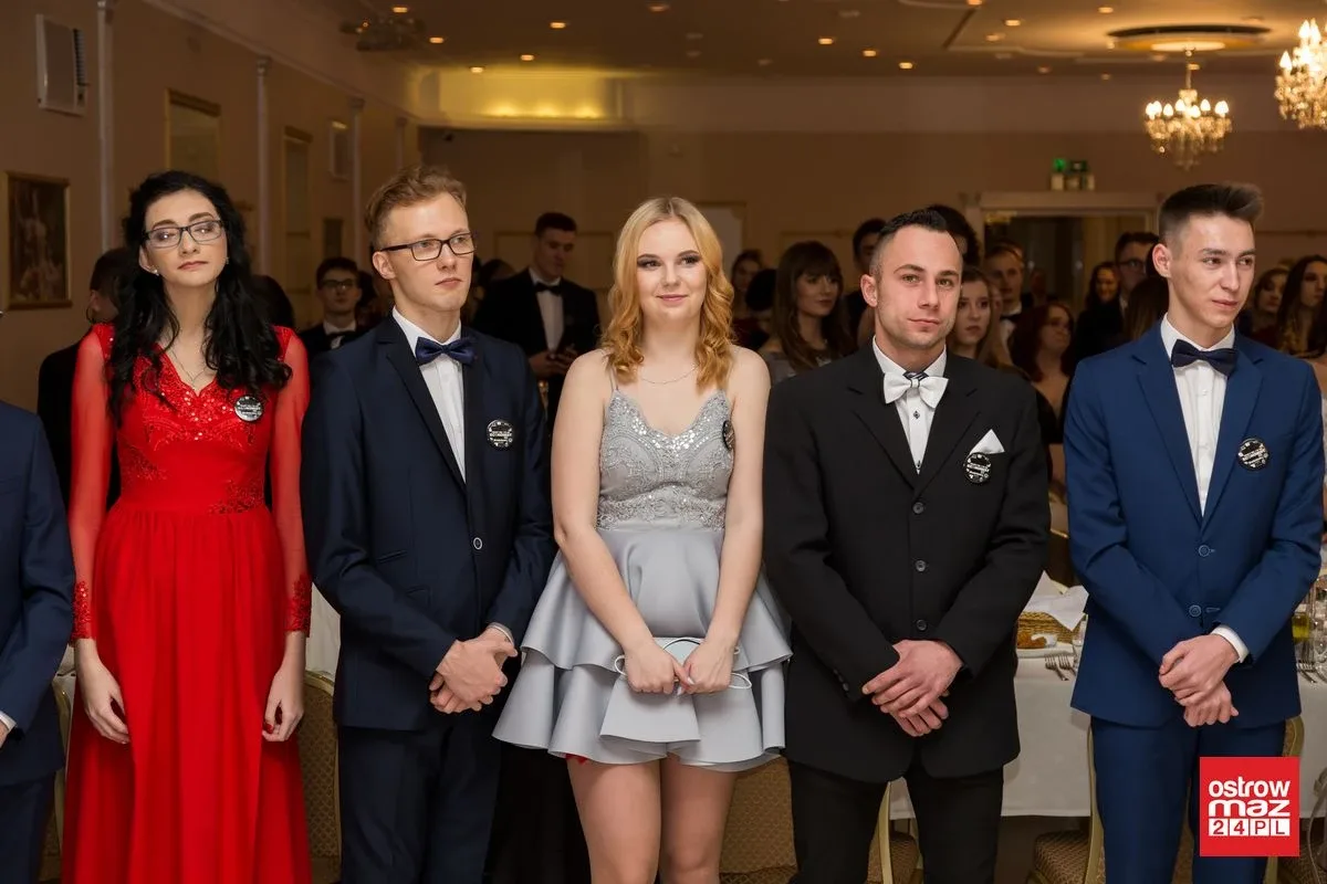 Studniówka ZS nr 2 w Ostrowi Mazowieckiej (zdjęcia, wideo)