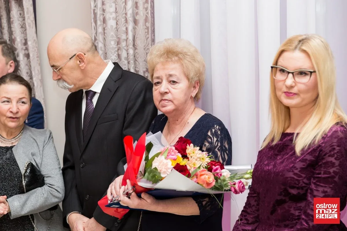Studniówka ZS nr 2 w Ostrowi Mazowieckiej (zdjęcia, wideo)