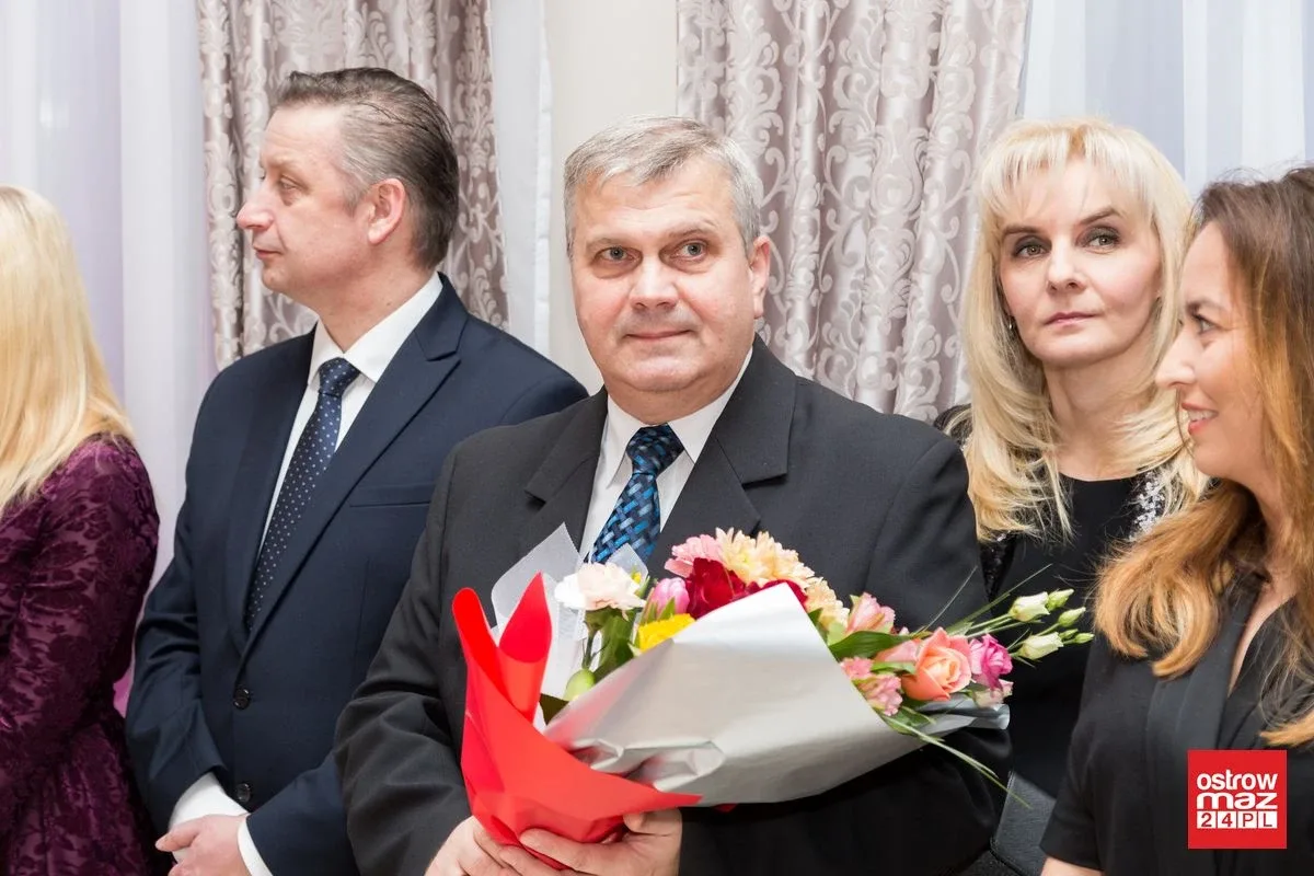 Studniówka ZS nr 2 w Ostrowi Mazowieckiej (zdjęcia, wideo)