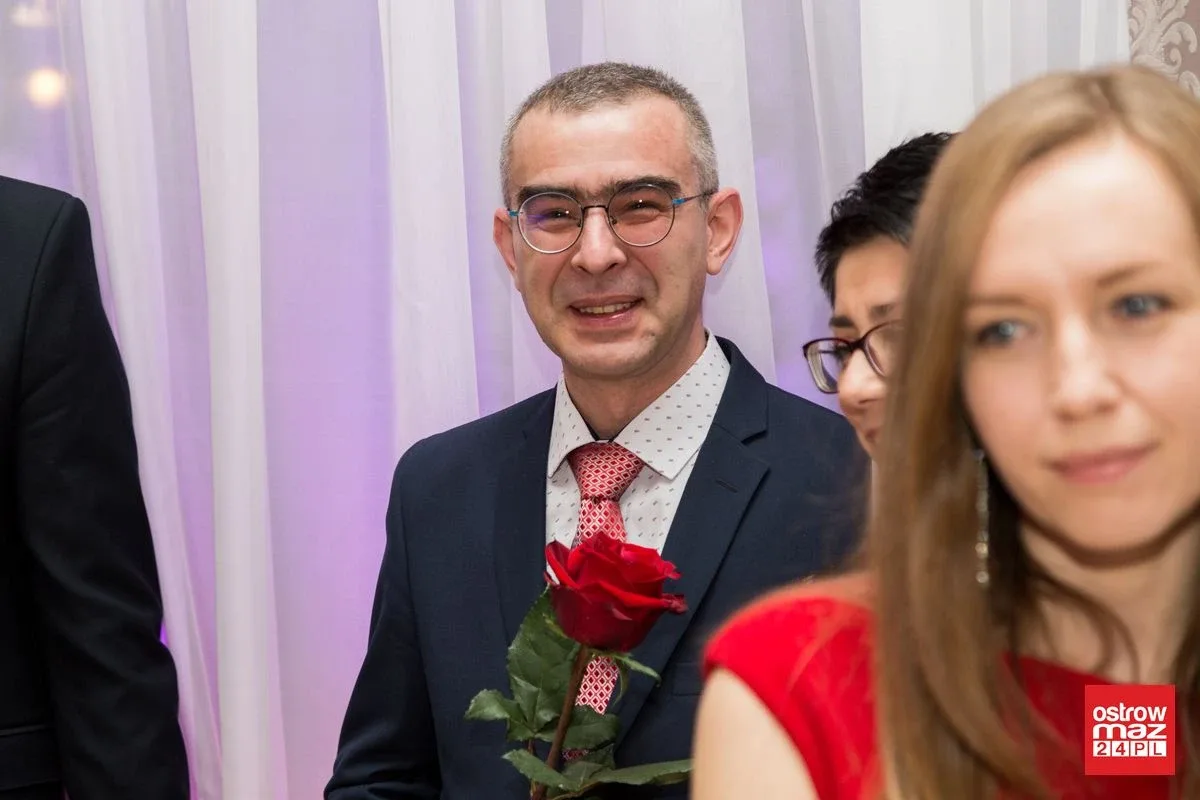 Studniówka ZS nr 2 w Ostrowi Mazowieckiej (zdjęcia, wideo)
