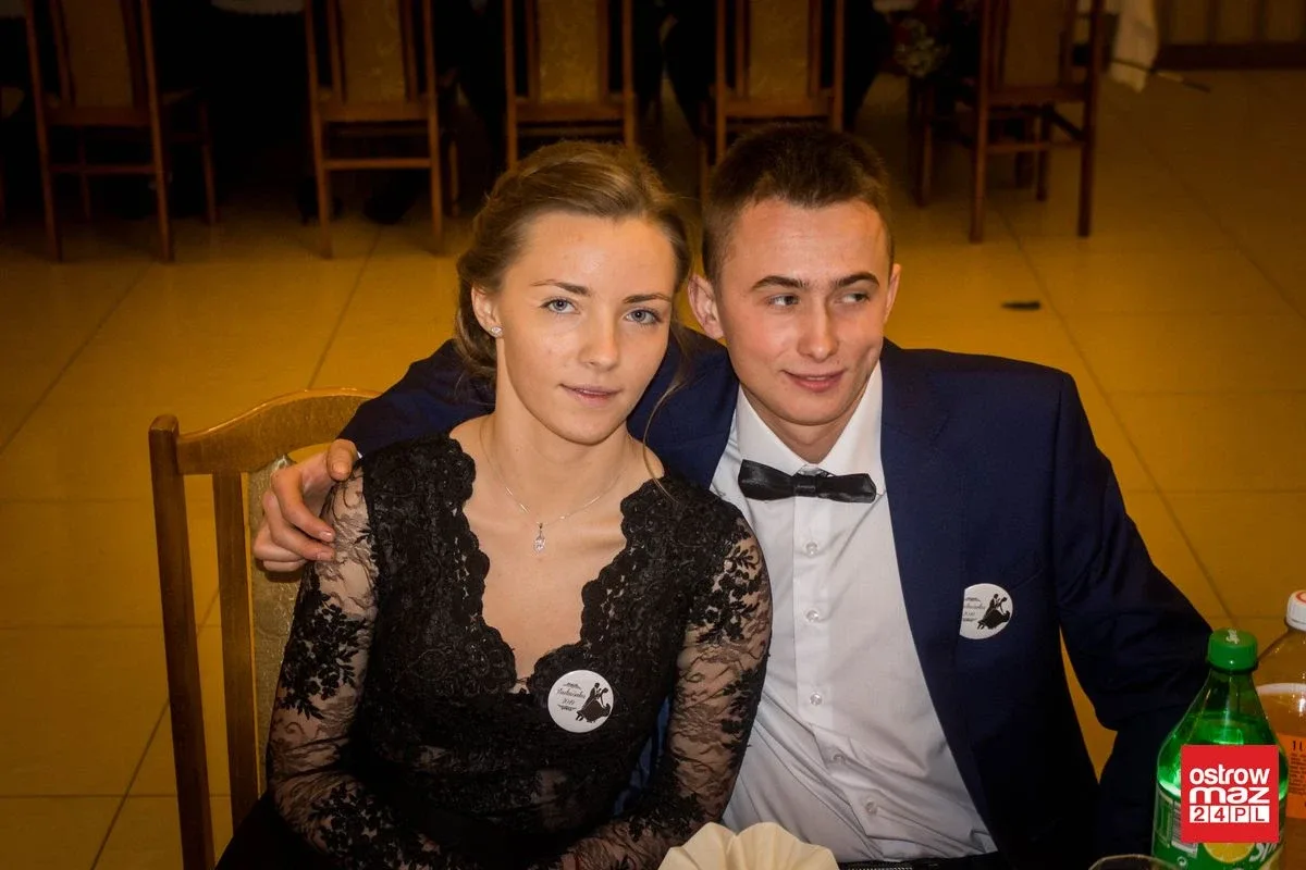 Studniówka ZS CKR w Starym Lubiejewie (zdjęcia, wideo)
