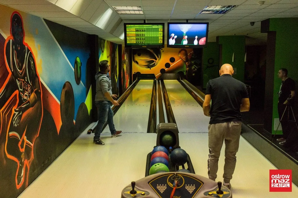 Qumple niepokonani w drużynowej lidze bowlingowej (zdjęcia, wideo)