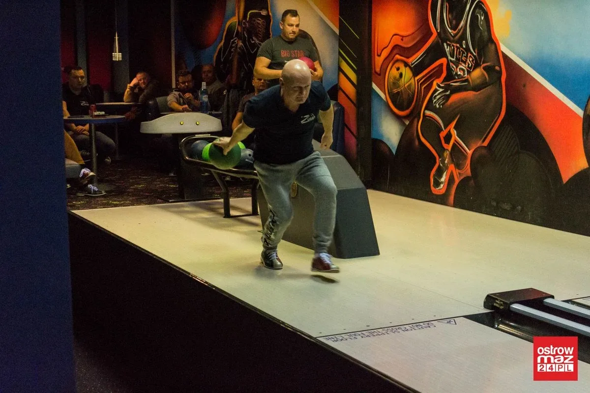 Qumple niepokonani w drużynowej lidze bowlingowej (zdjęcia, wideo)