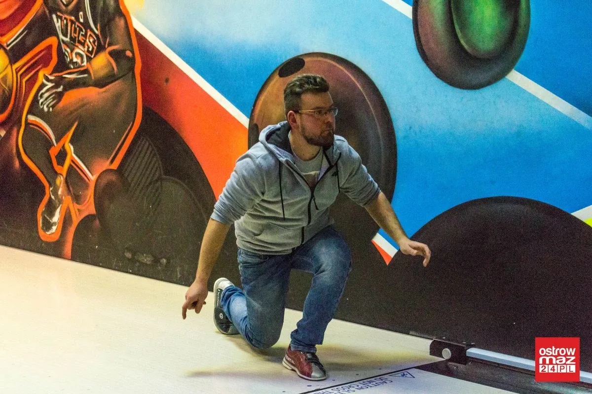 Qumple niepokonani w drużynowej lidze bowlingowej (zdjęcia, wideo)