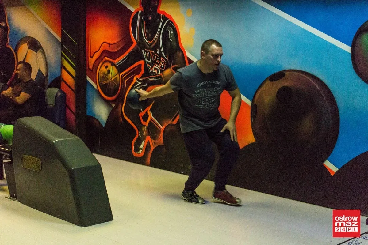 Qumple niepokonani w drużynowej lidze bowlingowej (zdjęcia, wideo)