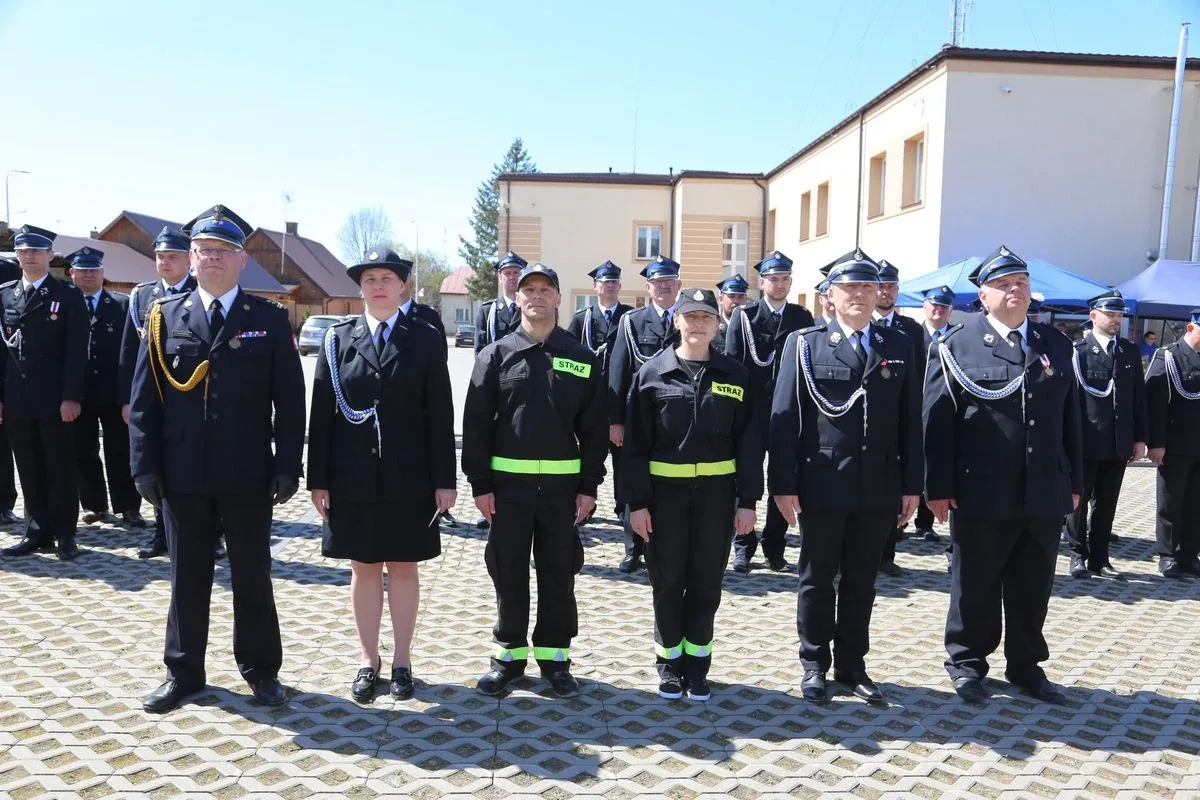 Podwójna uroczystość w Wąsewie: Święto Konstytucji 3 Maja i Dzień Strażaka. Zobaczcie zdjęcia