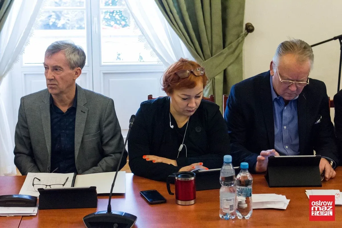 W czasie ciszy nocnej alkoholu nie kupisz (zdjęcia)