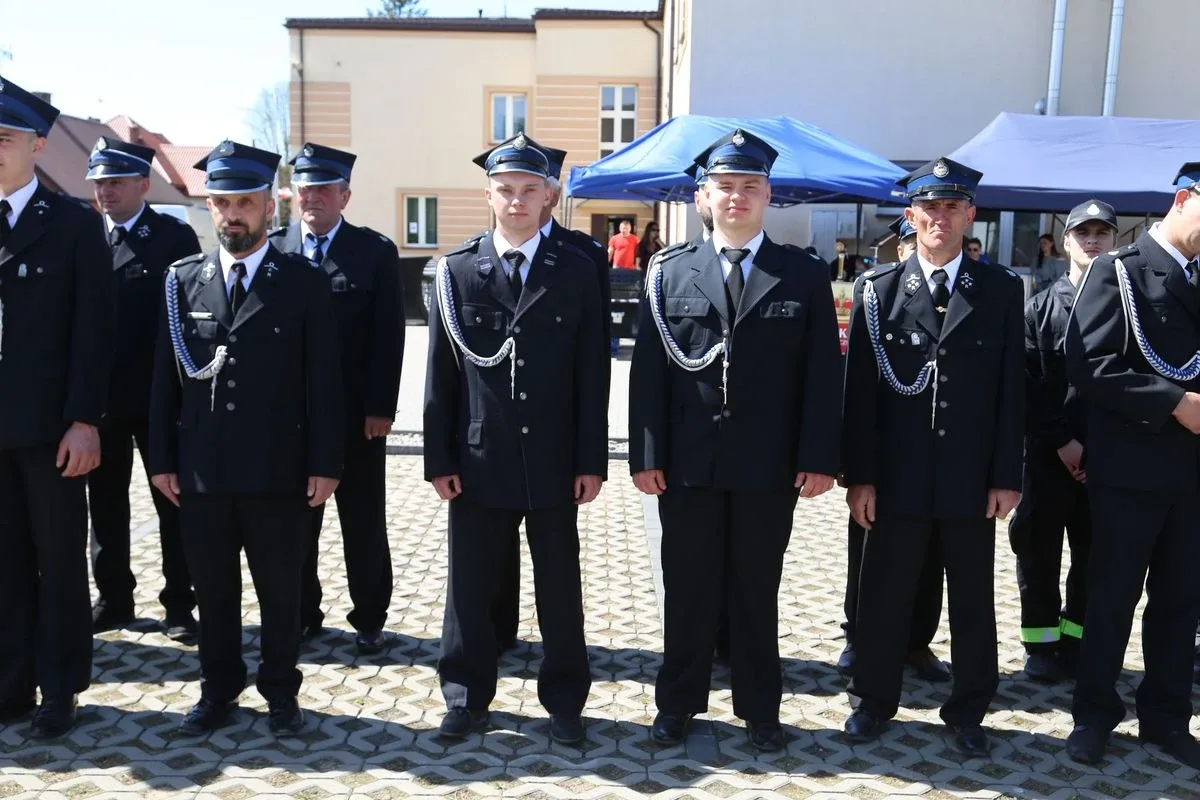 Podwójna uroczystość w Wąsewie: Święto Konstytucji 3 Maja i Dzień Strażaka. Zobaczcie zdjęcia