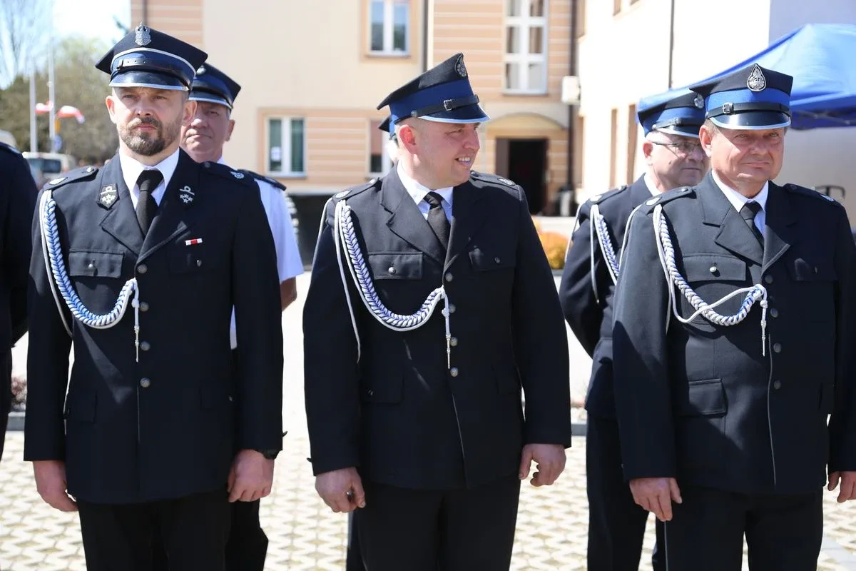 Podwójna uroczystość w Wąsewie: Święto Konstytucji 3 Maja i Dzień Strażaka. Zobaczcie zdjęcia