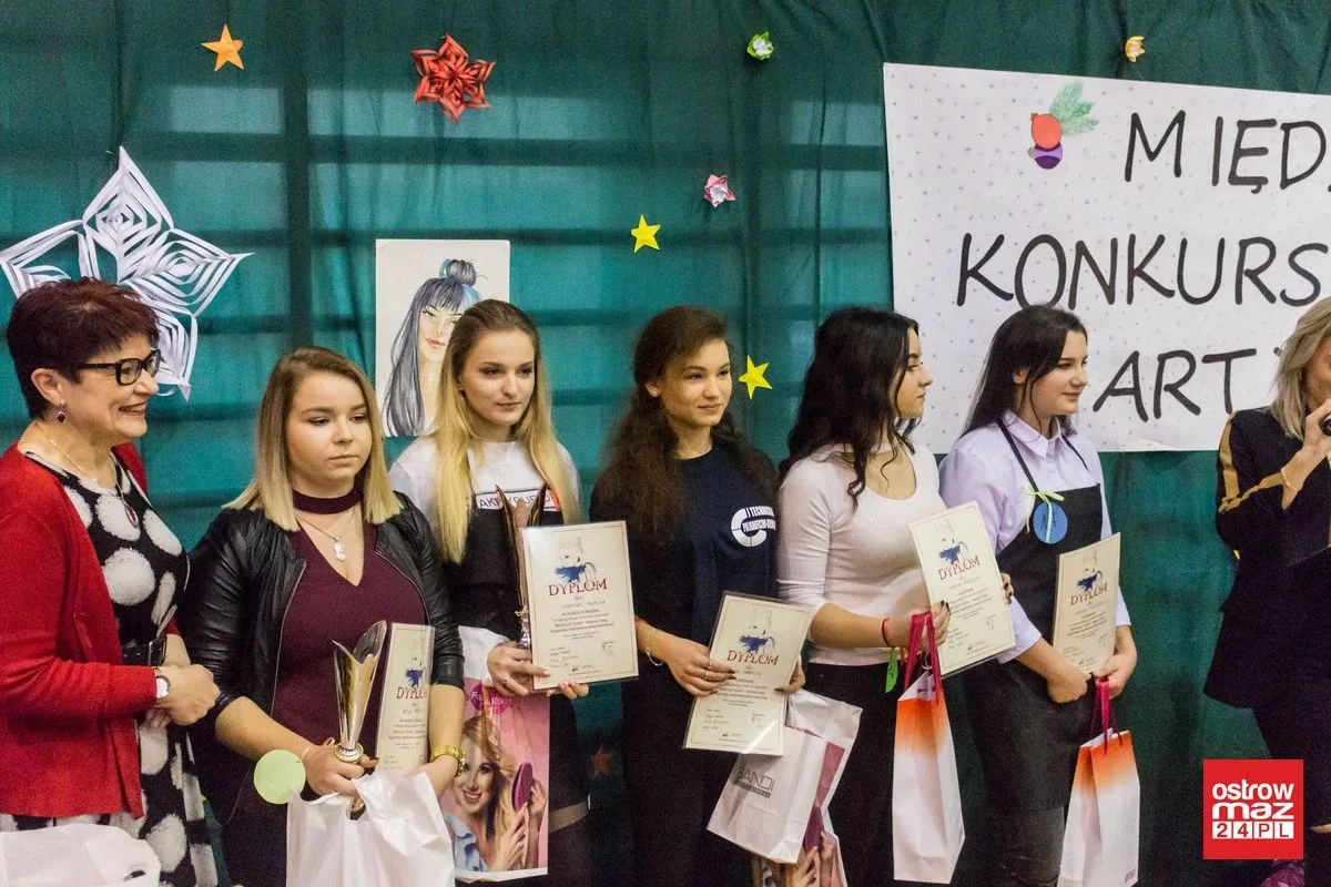 "Broadway Show". Konkurs fryzjerstwa artystycznego (zdjęcia, wideo)