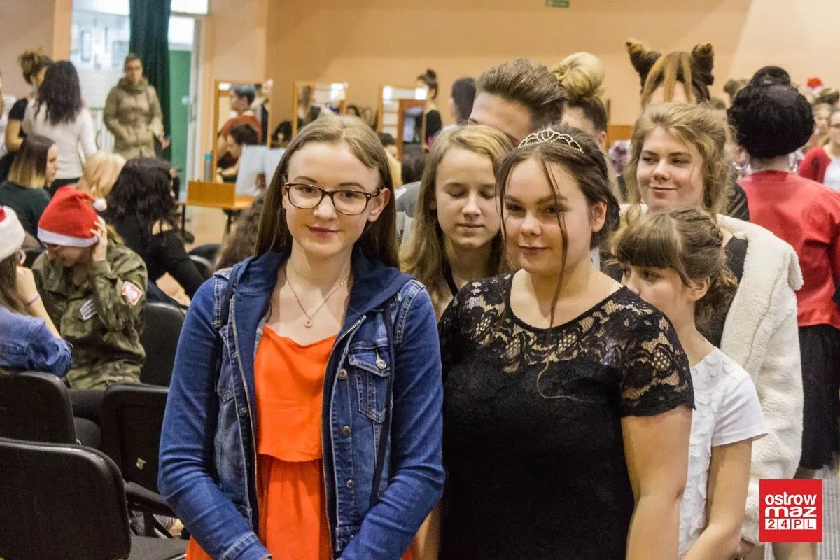 "Broadway Show". Konkurs fryzjerstwa artystycznego (zdjęcia, wideo)