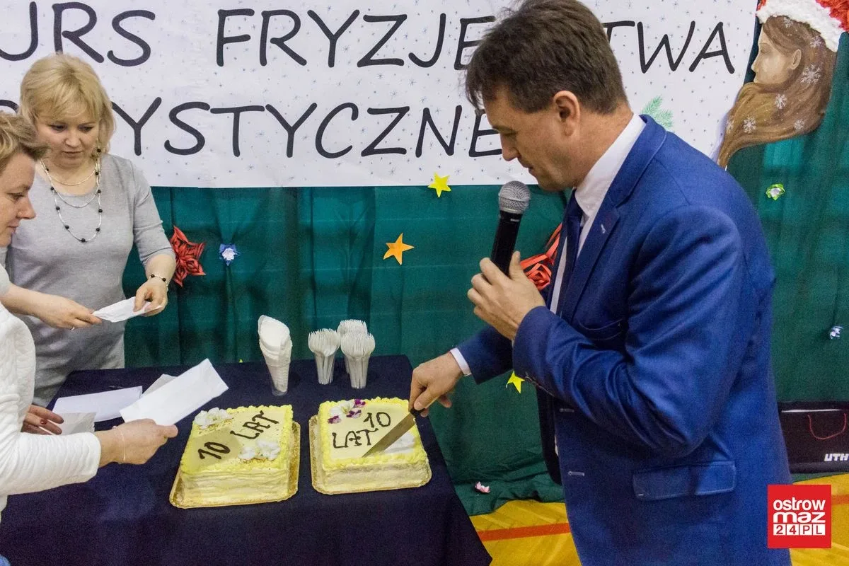 "Broadway Show". Konkurs fryzjerstwa artystycznego (zdjęcia, wideo)