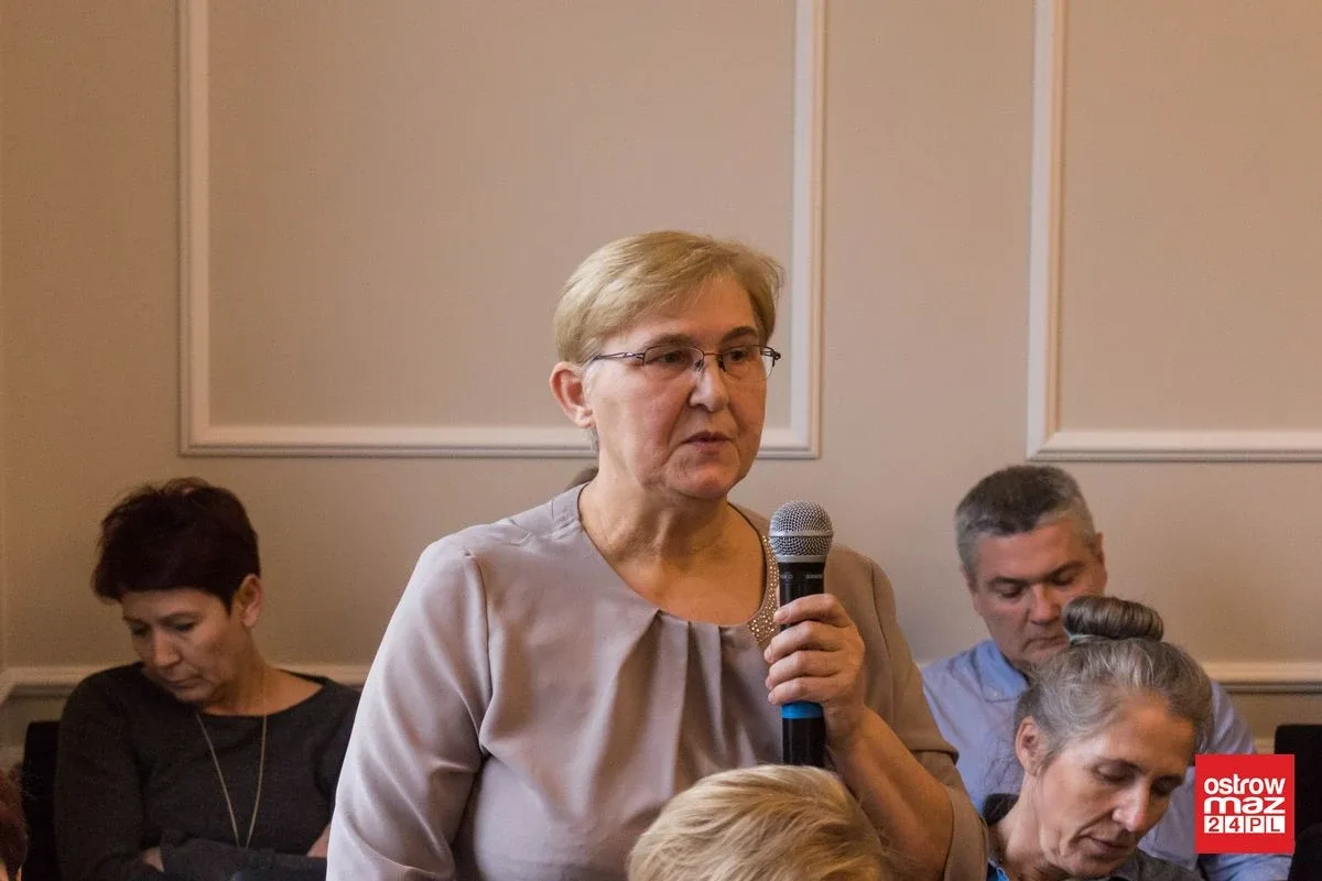 W powiecie wybrano składy komisji stałych rady (zdjęcia, wideo)