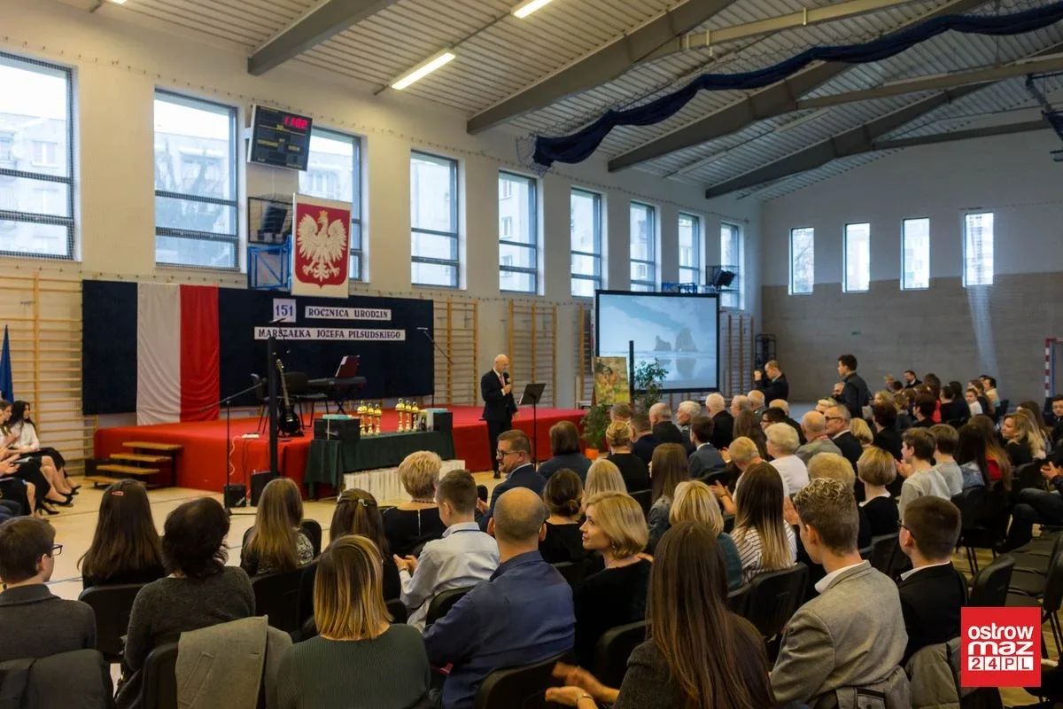 Podsumowano powiatowy konkurs wiedzy o marszałku Piłsudskim (zdjęcia)