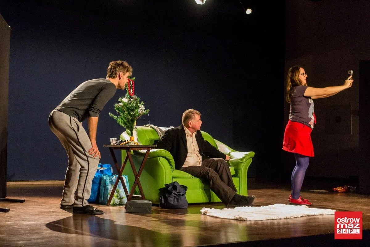 "Wigilia po polsku" w wykonaniu Teatru Podaj Dalej (zdjęcia, wideo)