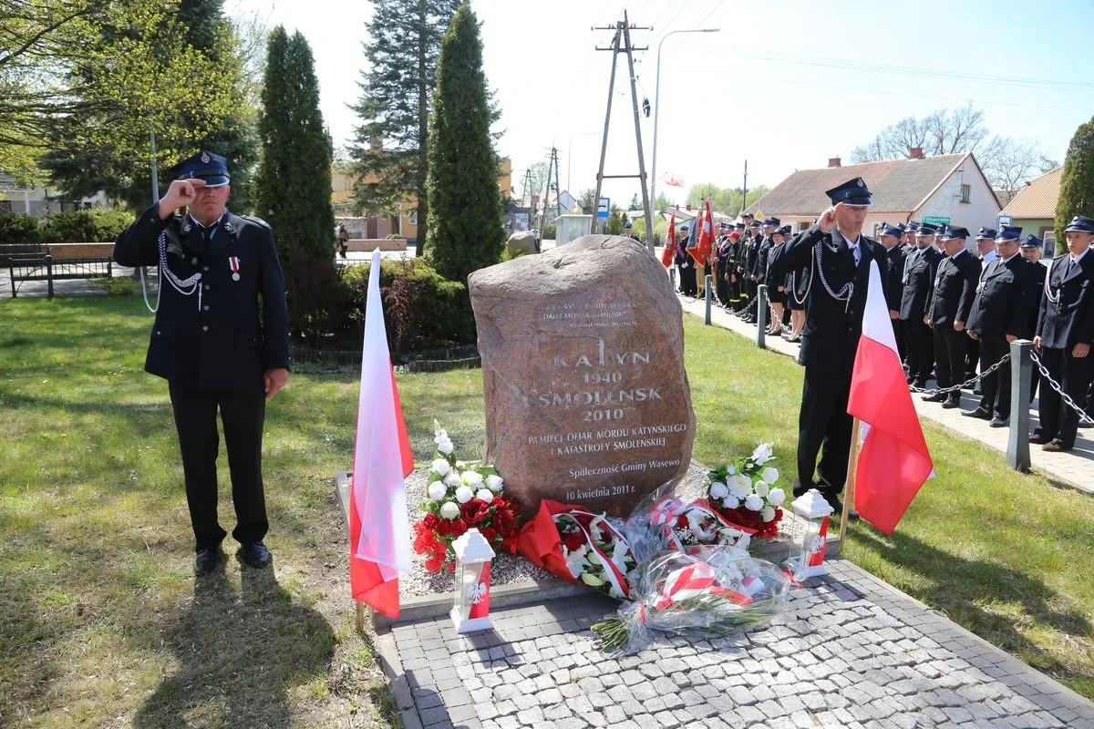 Podwójna uroczystość w Wąsewie: Święto Konstytucji 3 Maja i Dzień Strażaka. Zobaczcie zdjęcia