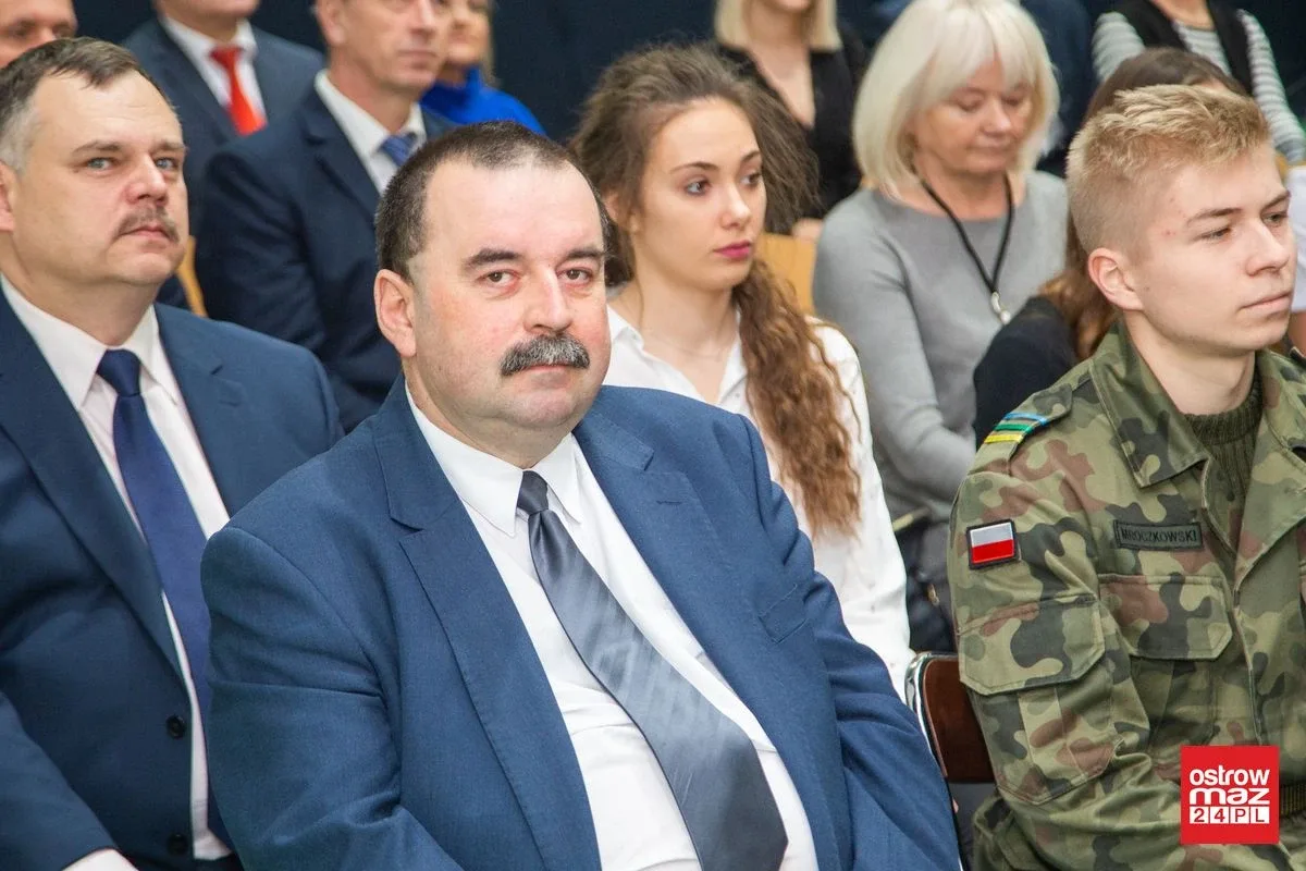 Doroczne stypendia Prezesa Rady Ministrów wręczone (zdjęcia, wideo)