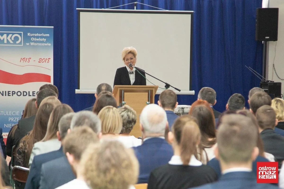 Doroczne stypendia Prezesa Rady Ministrów wręczone (zdjęcia, wideo)