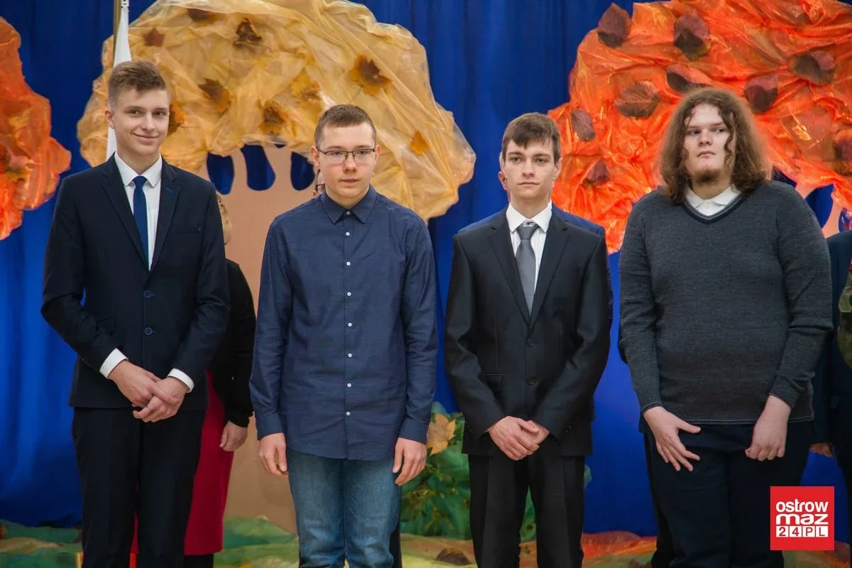 Doroczne stypendia Prezesa Rady Ministrów wręczone (zdjęcia, wideo)