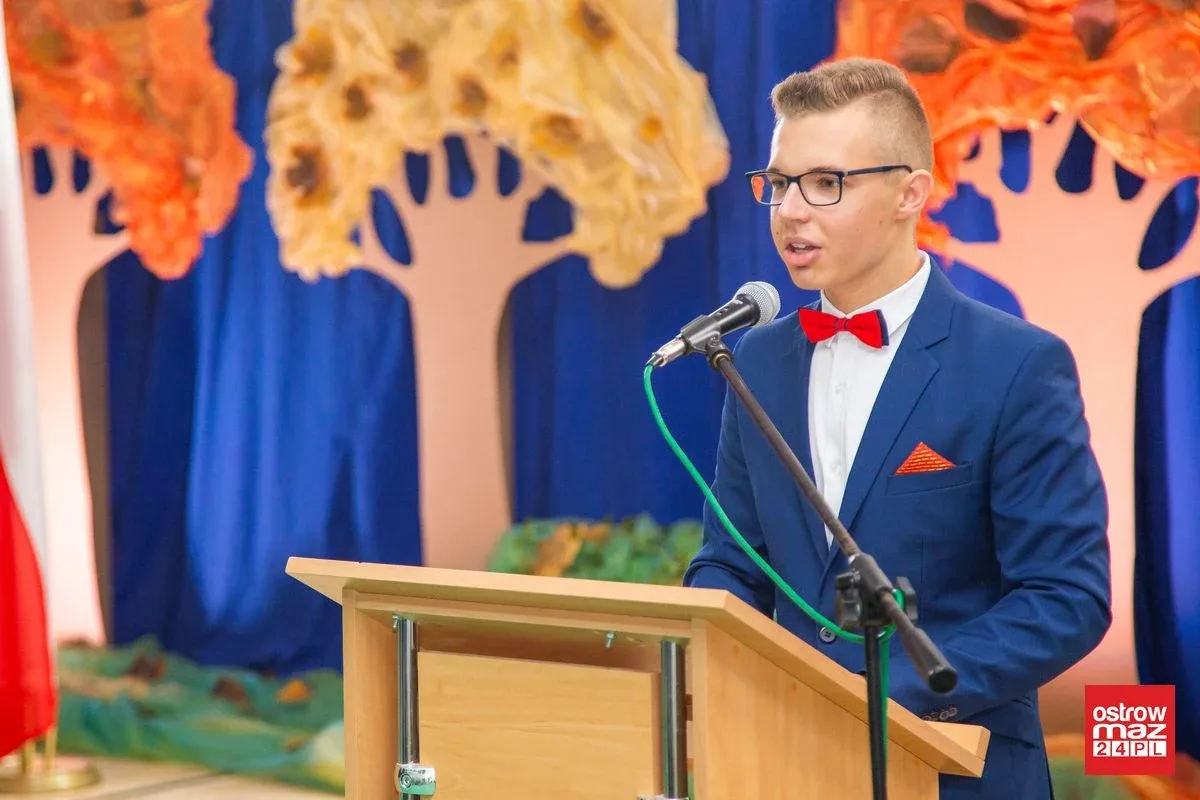 Doroczne stypendia Prezesa Rady Ministrów wręczone (zdjęcia, wideo)