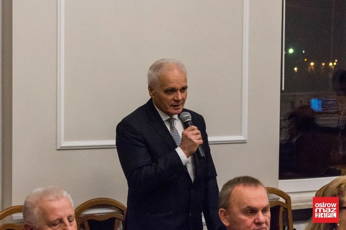 Obradował nowy skład samorządu powiatu (zdjęcia, wideo)