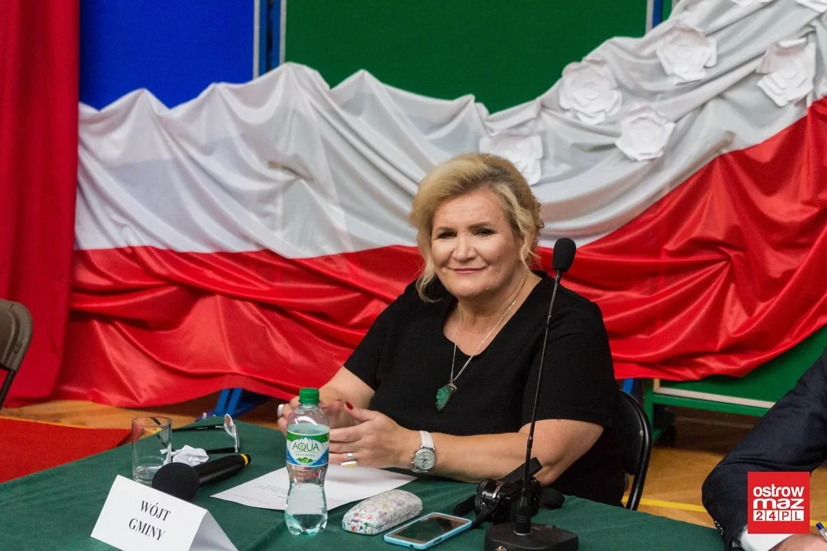 Pierwsza sesja nowej rady gminy Małkinia Górna (zdjęcia, wideo)