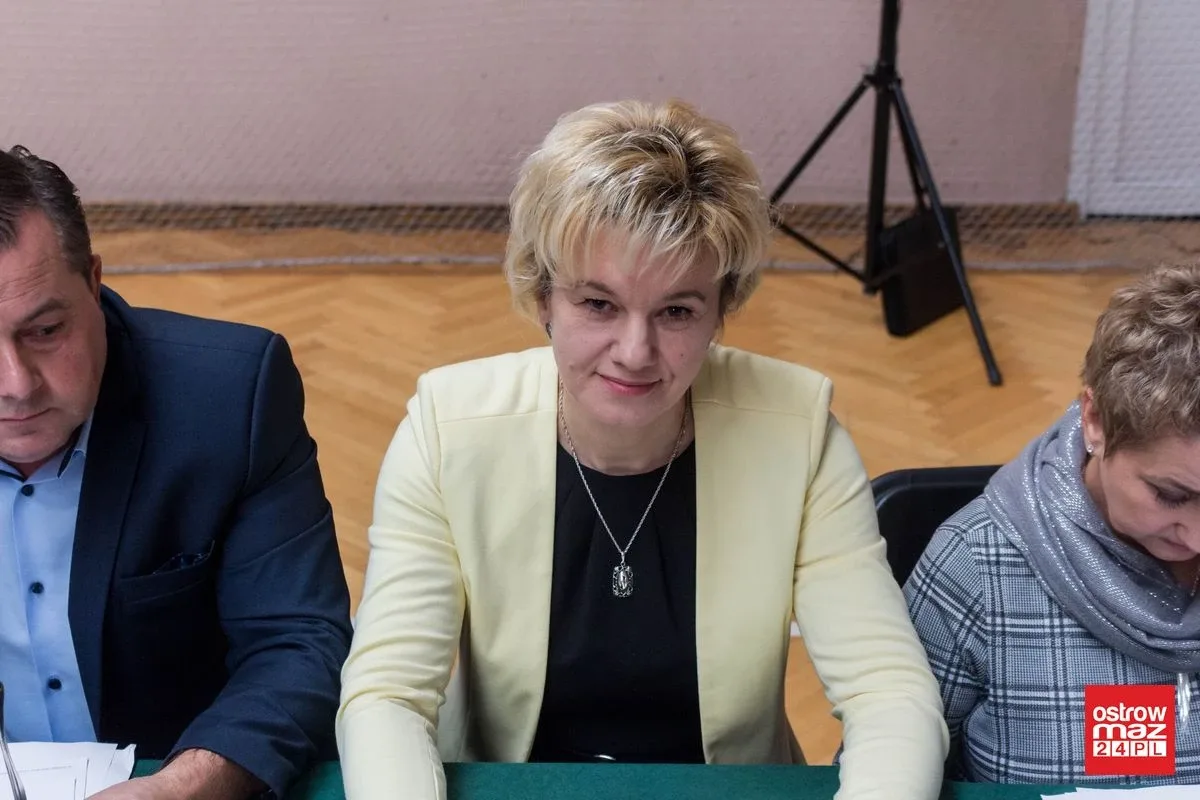 Pierwsza sesja nowej rady gminy Małkinia Górna (zdjęcia, wideo)