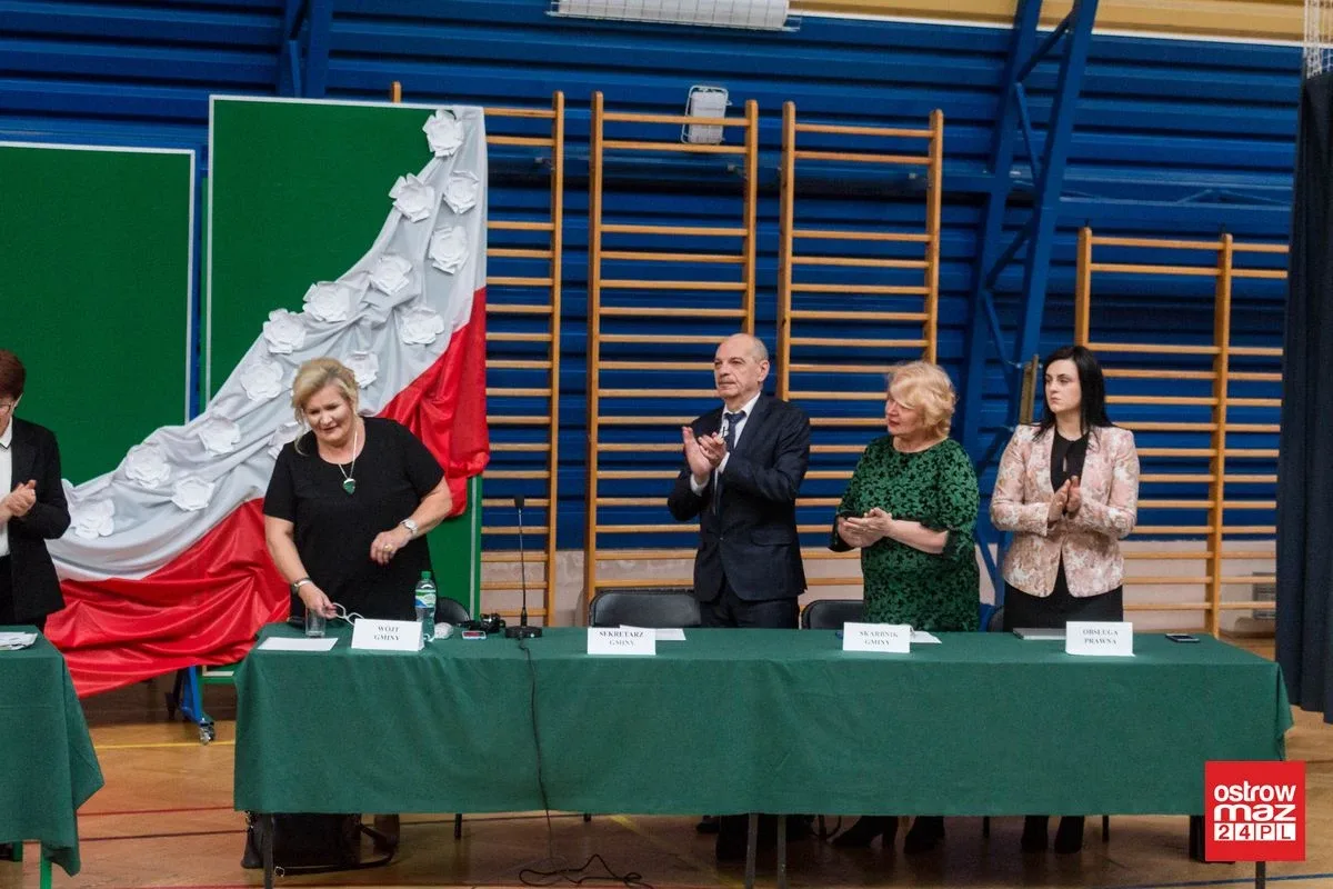 Pierwsza sesja nowej rady gminy Małkinia Górna (zdjęcia, wideo)