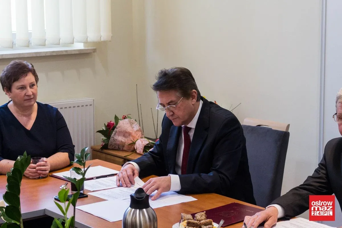 Pierwsza sesja nowej kadencji samorządu w Starym Lubotyniu (zdjęcia, wideo)