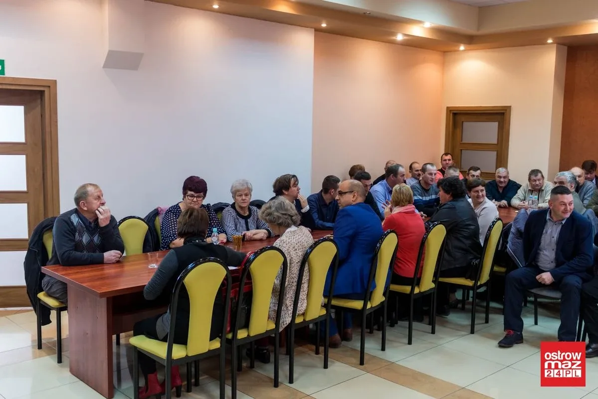 Andrzejewo: inauguracyjna sesja z nowym wójtem (zdjęcia, wideo)
