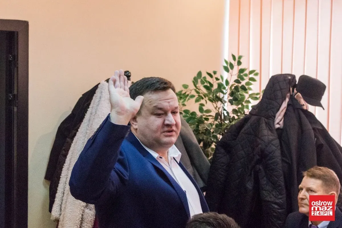 Andrzejewo: inauguracyjna sesja z nowym wójtem (zdjęcia, wideo)