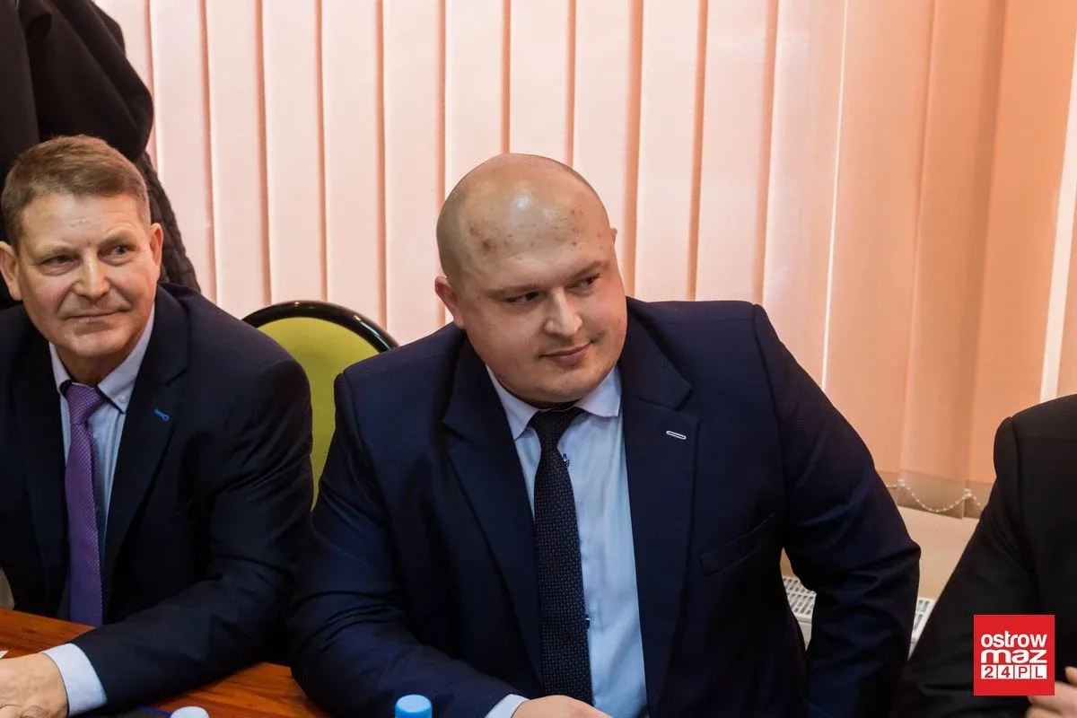 Andrzejewo: inauguracyjna sesja z nowym wójtem (zdjęcia, wideo)