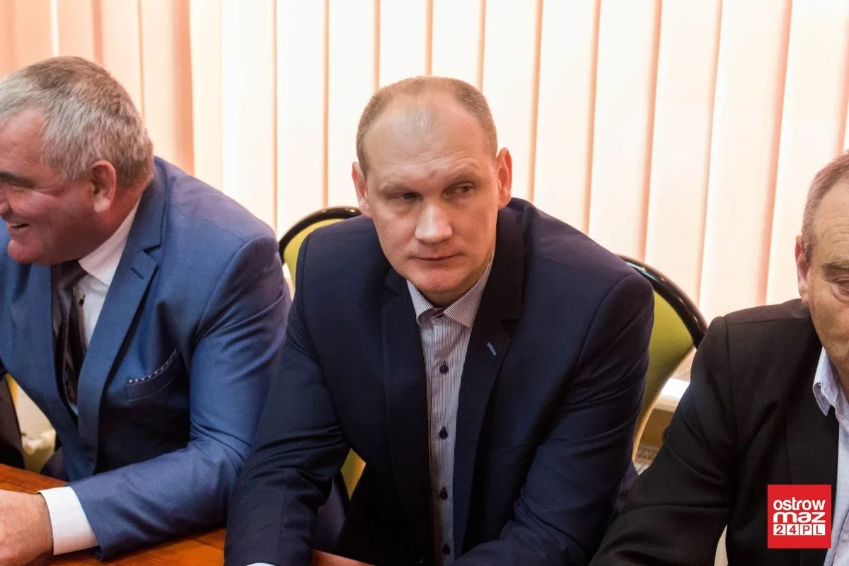 Andrzejewo: inauguracyjna sesja z nowym wójtem (zdjęcia, wideo)