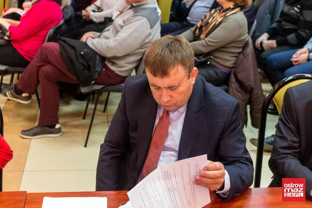 Andrzejewo: inauguracyjna sesja z nowym wójtem (zdjęcia, wideo)