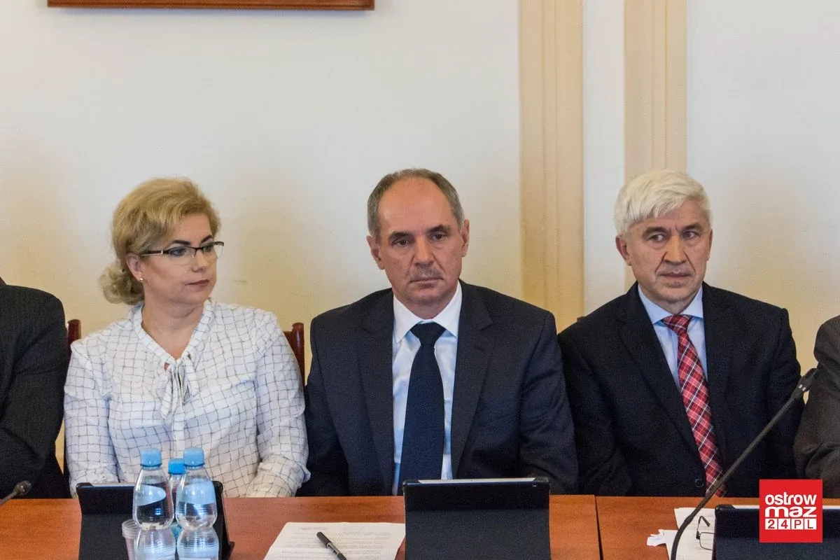 Krajewski przewodniczącym rady miasta. Jego zastępcami Konrad i Laska (zdjęcia, wideo)