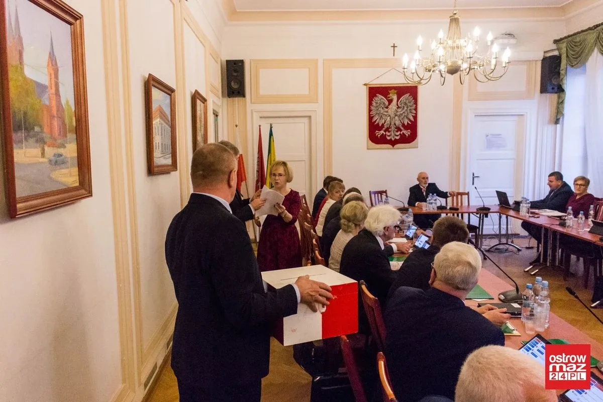 Krajewski przewodniczącym rady miasta. Jego zastępcami Konrad i Laska (zdjęcia, wideo)
