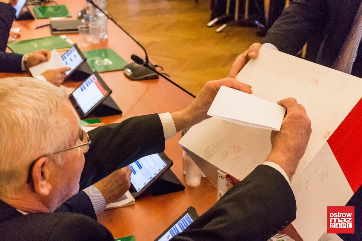Krajewski przewodniczącym rady miasta. Jego zastępcami Konrad i Laska (zdjęcia, wideo)