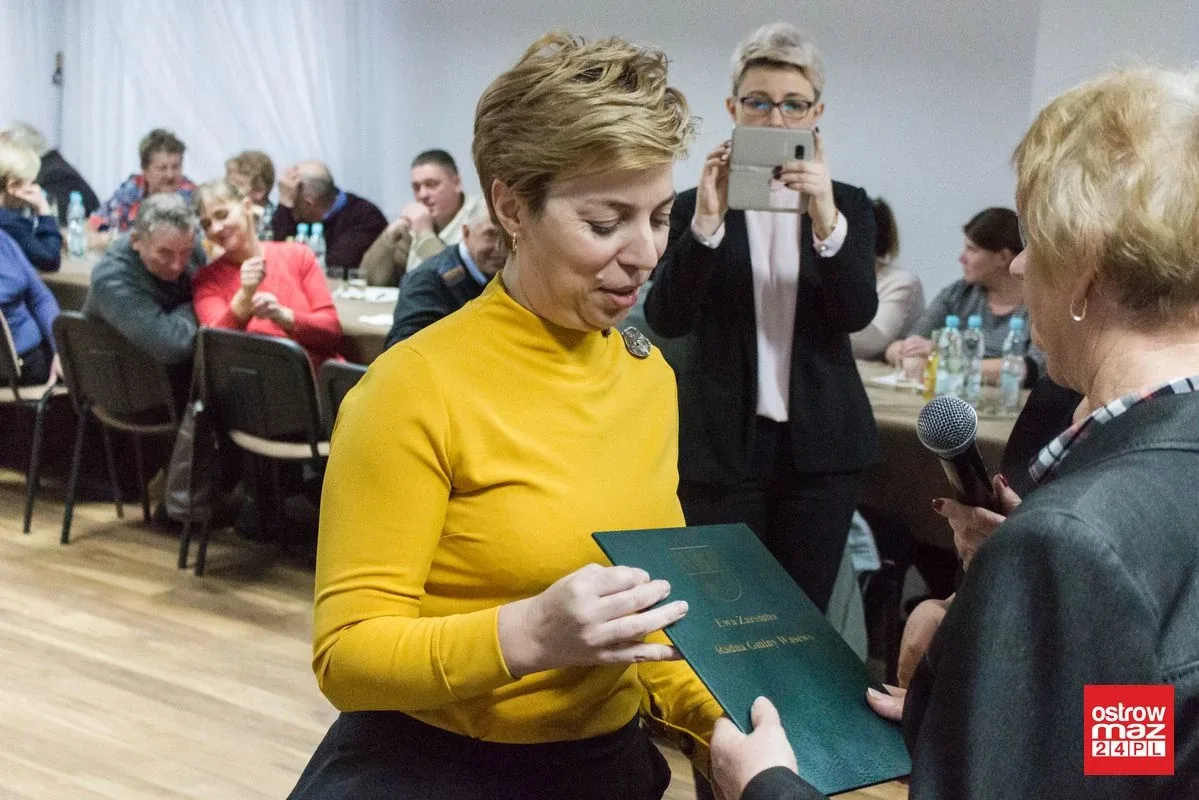 Wójt i nowi radni gminy Wąsewo złożyli ślubowanie (zdjęcia)