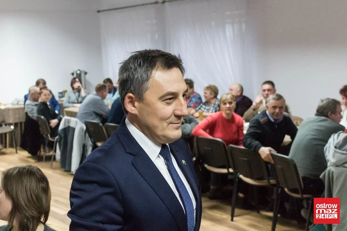 Wójt i nowi radni gminy Wąsewo złożyli ślubowanie (zdjęcia)