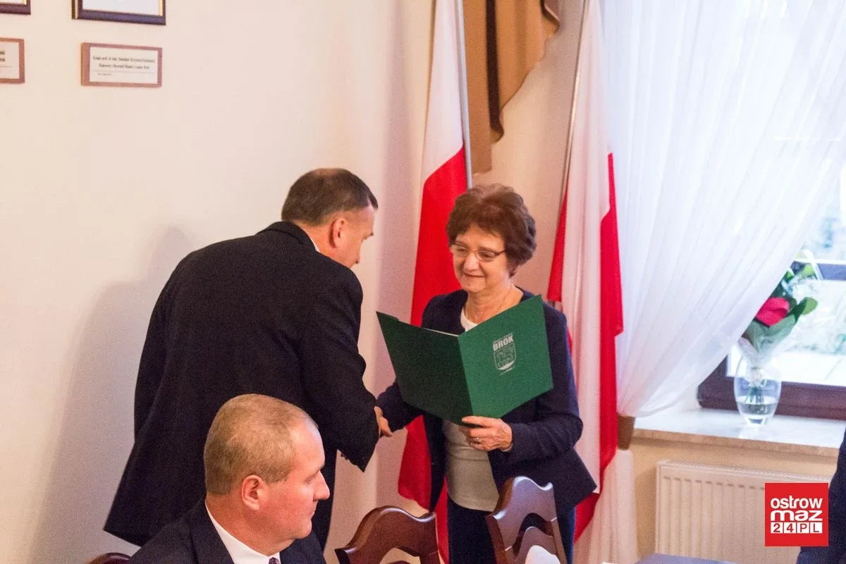 Pierwsza sesja nowej kadencji w Broku. Burmistrz i radni ślubowali (zdjęcia)