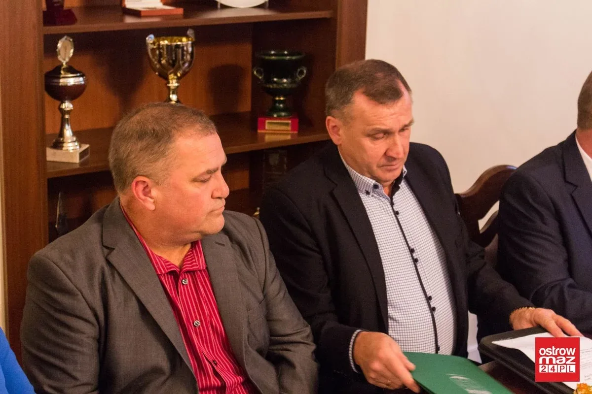 Pierwsza sesja nowej kadencji w Broku. Burmistrz i radni ślubowali (zdjęcia)