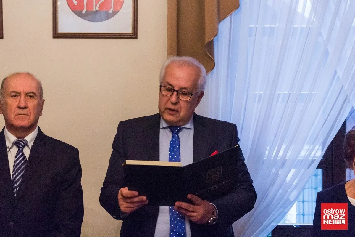 Pierwsza sesja nowej kadencji w Broku. Burmistrz i radni ślubowali (zdjęcia)