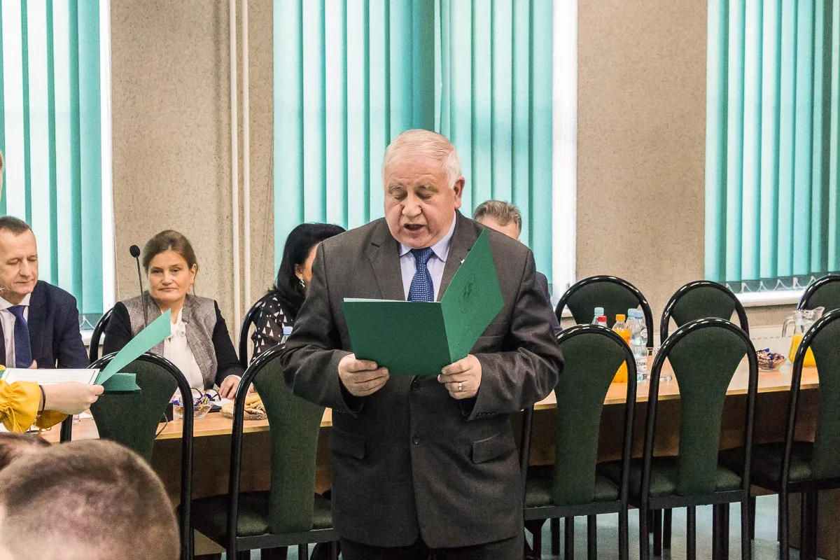 Wybrano przewodniczącego Rady Gminy Ostrów Mazowiecka (zdjęcia, wideo)