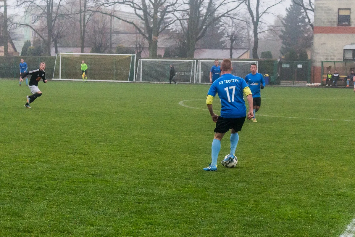 Ostrovia wygrywa z CK Troszyn (zdjęcia, wideo)