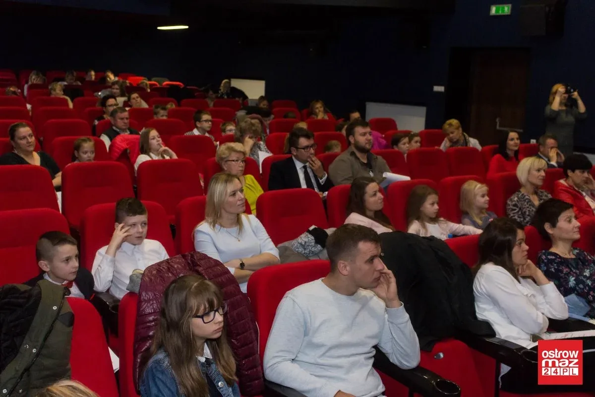 "A to Polska właśnie". Konkurs recytatorski (zdjęcia, wideo)