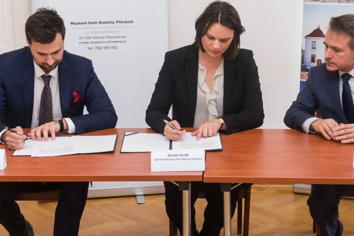Podpisano umowę na rozbudowę muzeum Pileckich (zdjęcia, wideo)